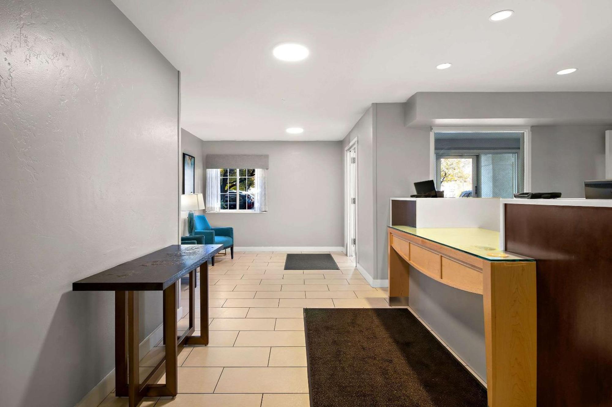 Mainstay Suites Salt Lake City Fort Union Midvale Exterior foto
